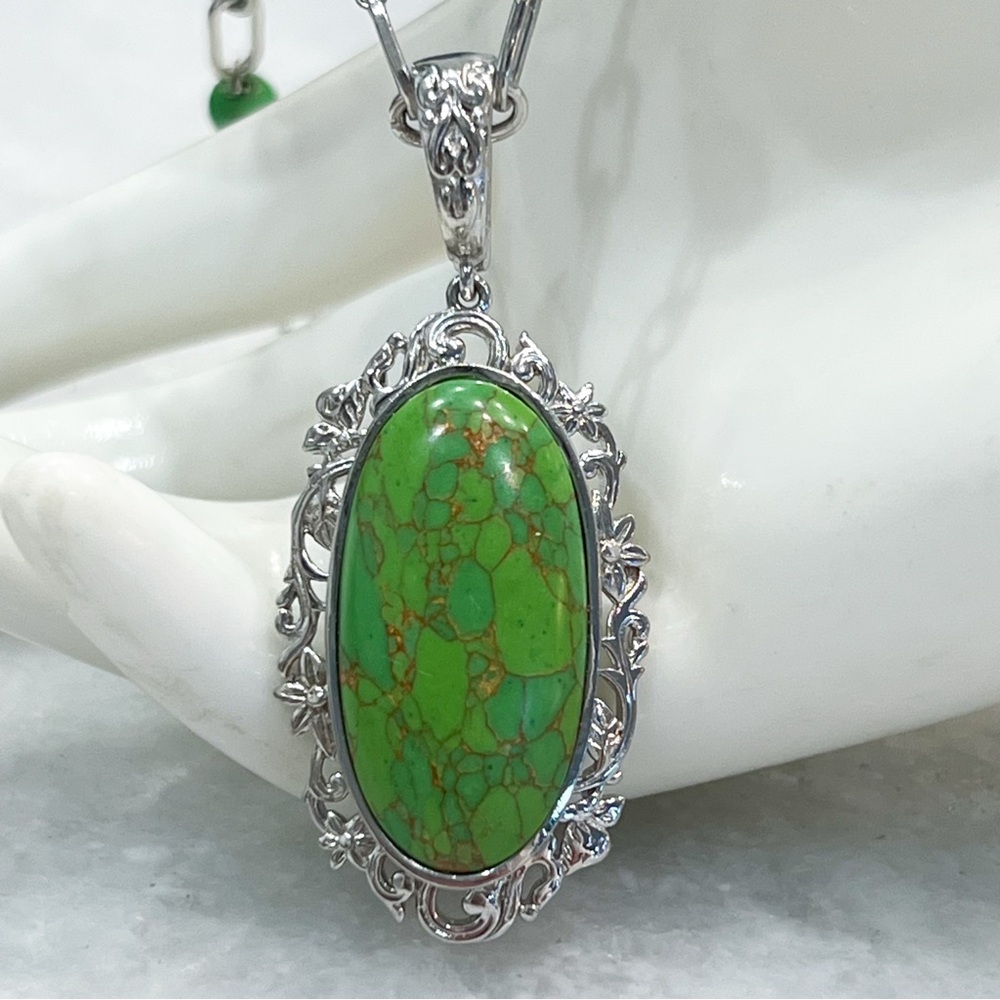 Mojave Green Turquoise Silver Pendant 18” Necklace
